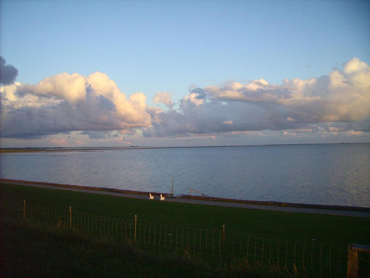 Haus-Halligblick-Ferienwohnung-Hamburger-Hallig Dagebüll Eksteriør bilde